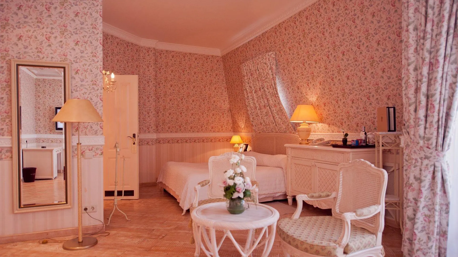 Opera Hotel - The Leading Hotels Of The World Kiev