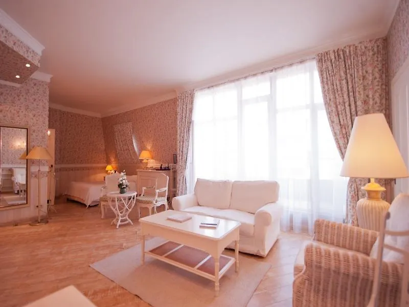 Opera Hotel - The Leading Hotels Of The World Kiev 5*,