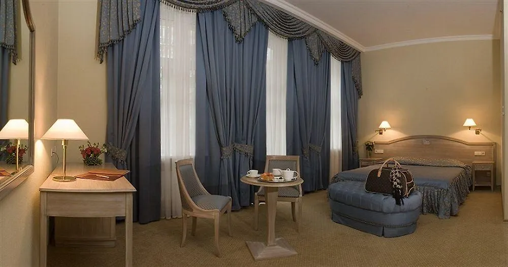 *****  Opera Hotel - The Leading Hotels Of The World Kiev Ukraina