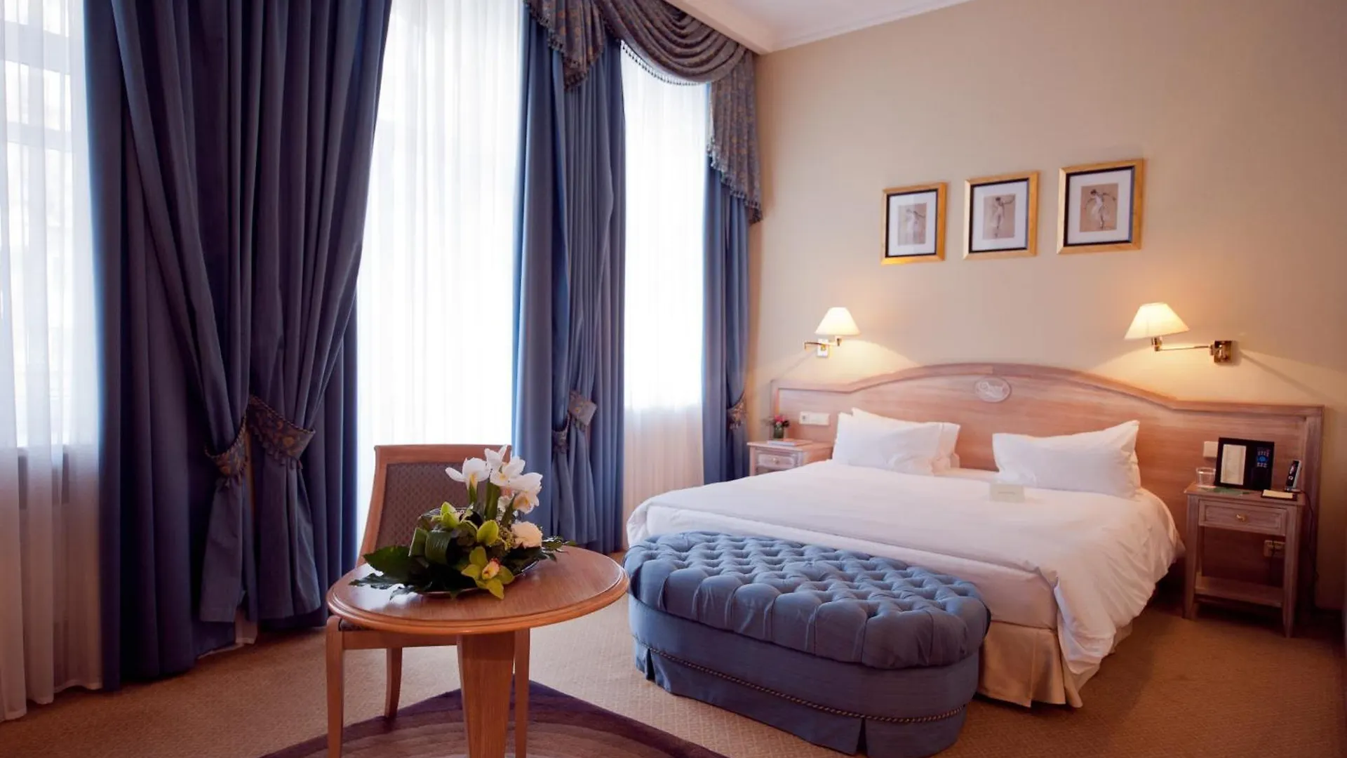 *****  Opera Hotel - The Leading Hotels Of The World Kiev Ukraina