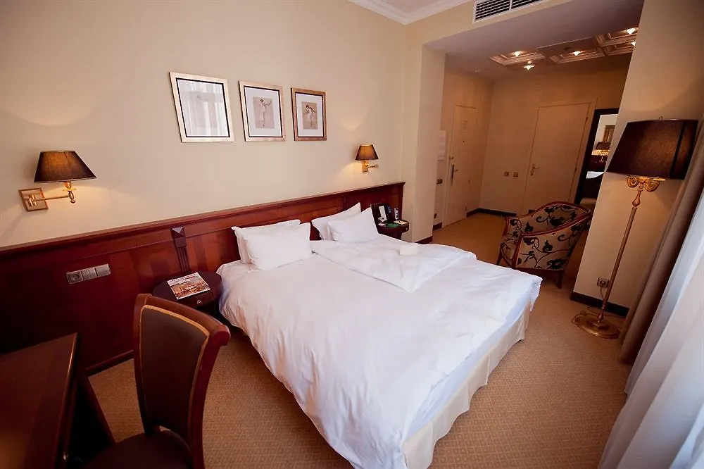 Opera Hotel - The Leading Hotels Of The World Kyiv 5*,